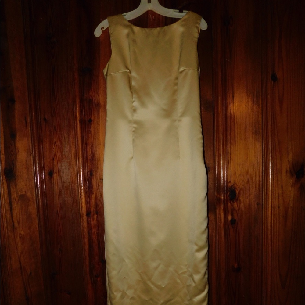 OnOn golden Wedding dress